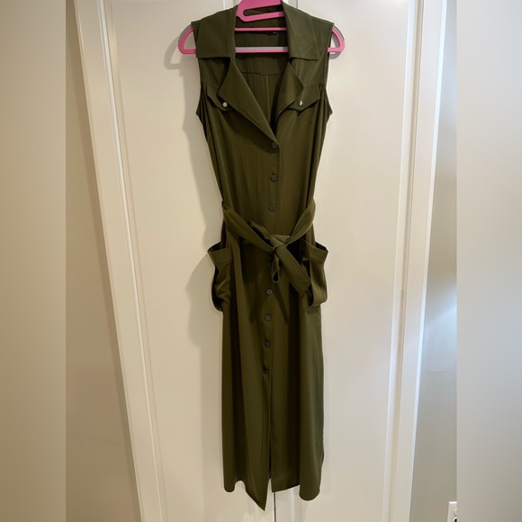 Karen Millen Dresses & Skirts - Dress Karen Miller